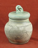 clay pot with lid